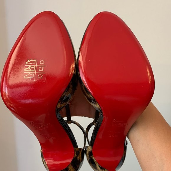 SOLD Christian Louboutin - Señora SOLD - Picture 2 of 4